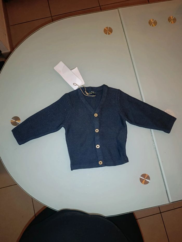 Gilet 3 mois - photo numéro 2