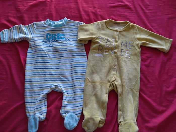 Pyjamas velours taille 6 mois