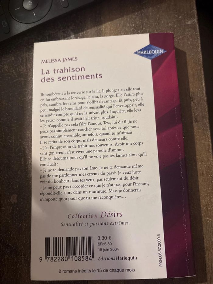 Livre de poche la trahison des sentiments - photo numéro 3