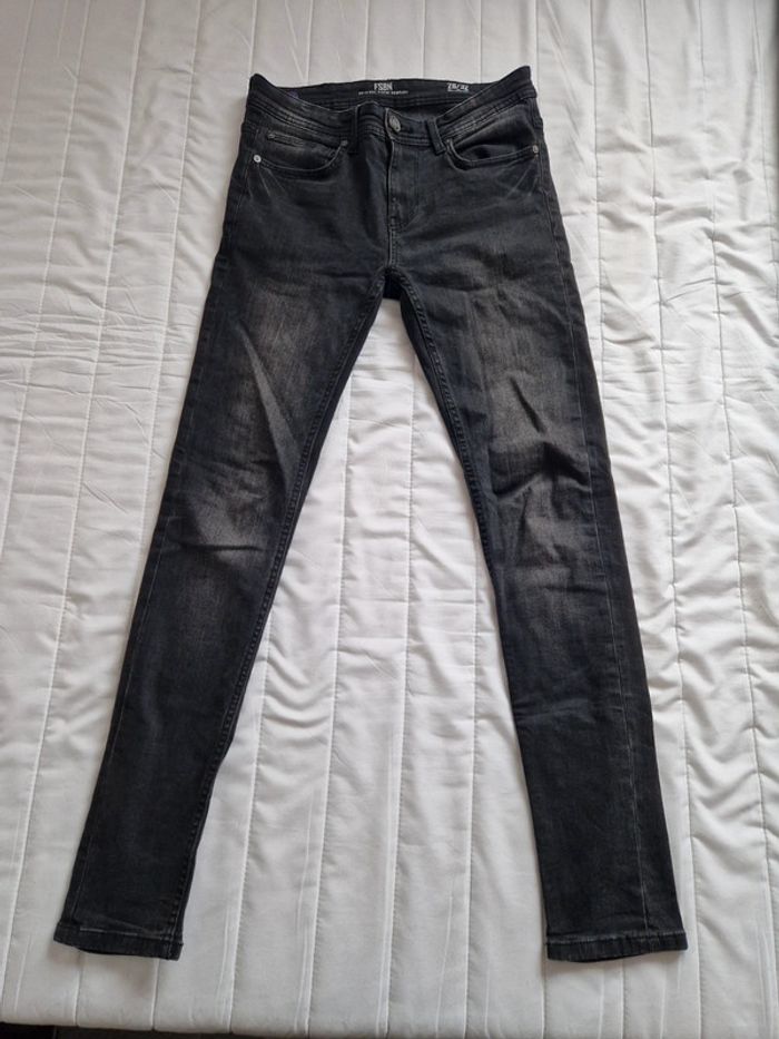 Jean noir Fsbn 32 - photo numéro 3
