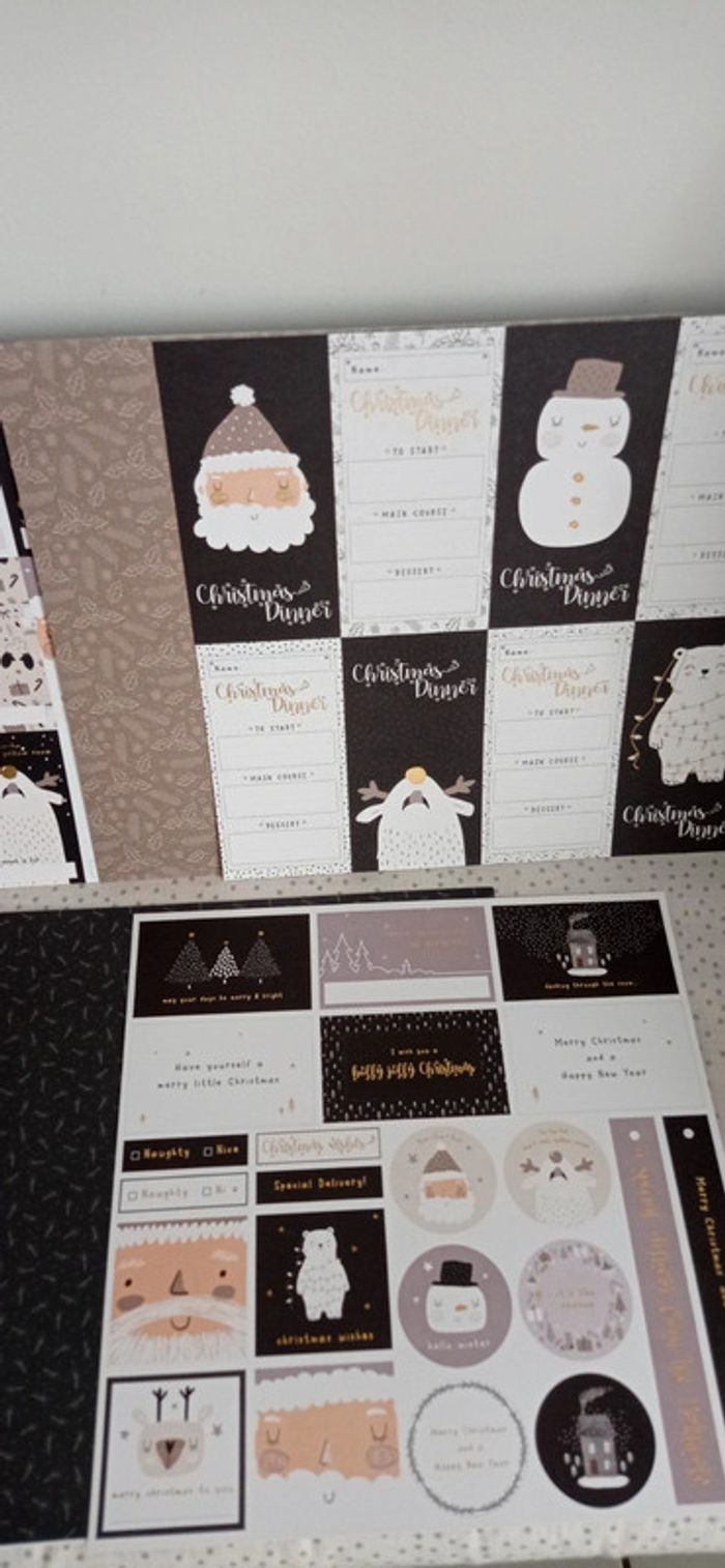 Lot de 7 feuilles de scrapbooking Noël blanc et noir - photo numéro 2