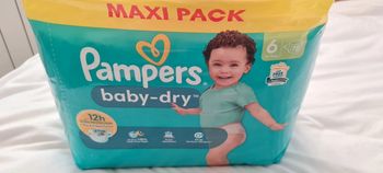 Paquet pampers couches taille 6 neuve