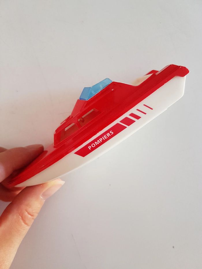 Bateau de pompier - photo numéro 3