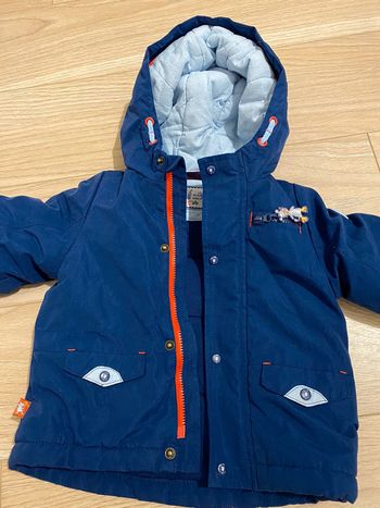 Manteau sergent major 9 mois très bon etat