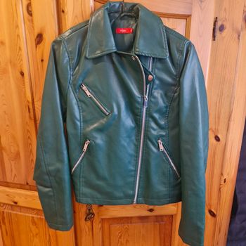 Simili cuir taille 36