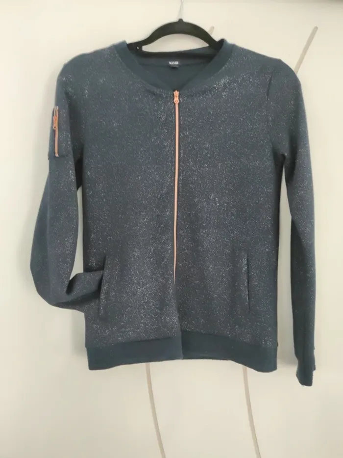 Veste bleu à paillettes Kiabi