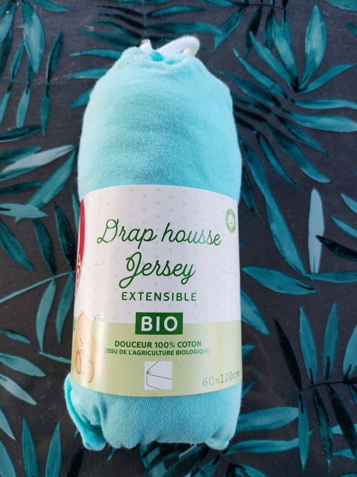 Drap housse neuf 60x120cm