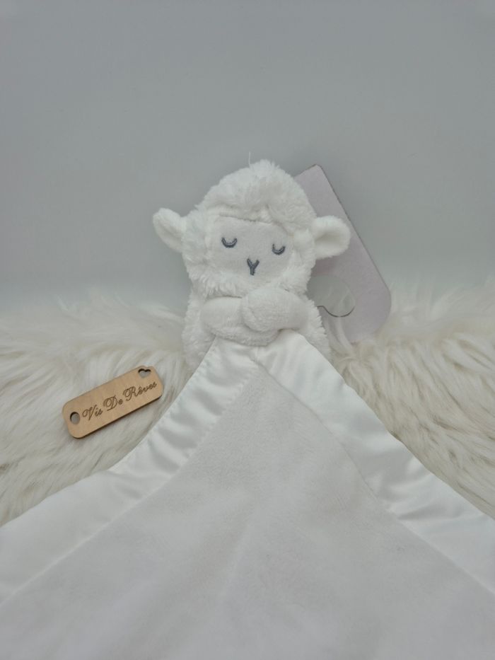 Doudou mouchoir mouton blanc Born in 2025 Primark - photo numéro 2