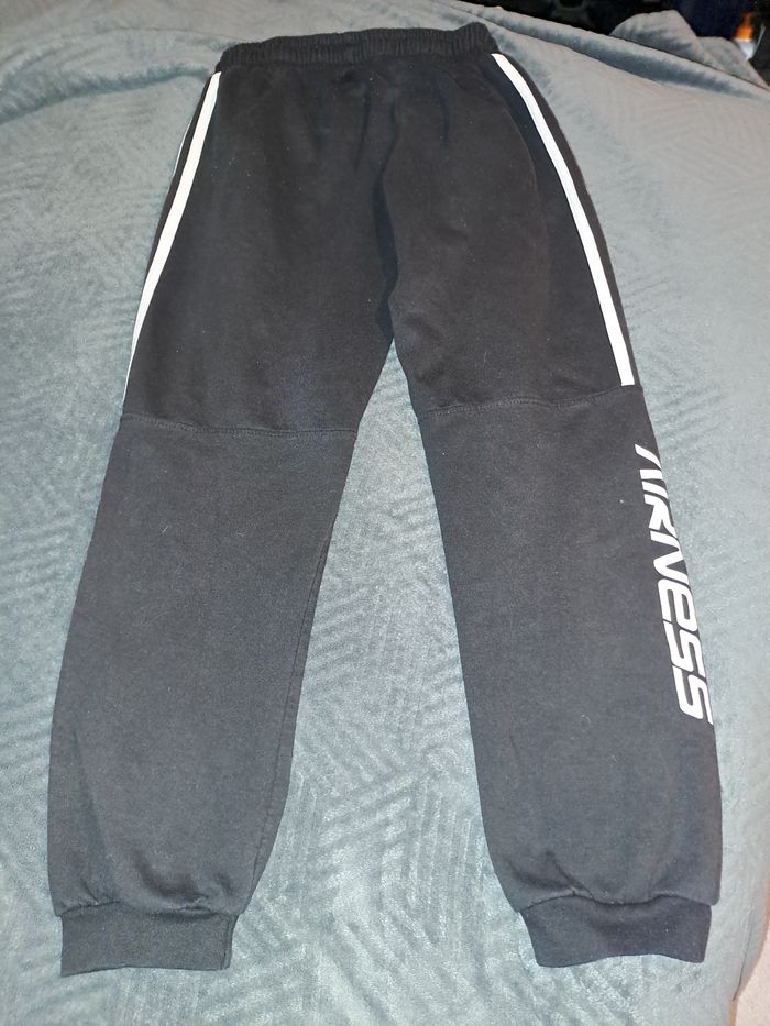 2 pantalons tzille 12 ans - photo numéro 5