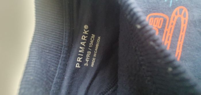 Sweat-shirt camions de chantier Primark 3/4 ans - photo numéro 3