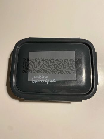 Lunch box