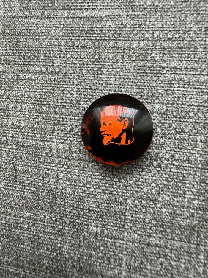 Broche