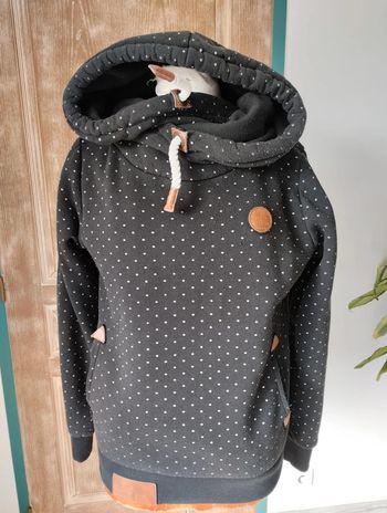 Sweat à capuche 🖤