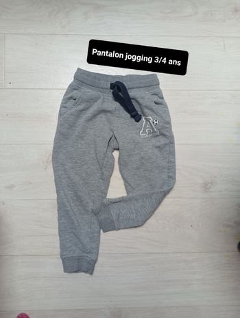 Pantalon jogging 3/4 ans Lupilu