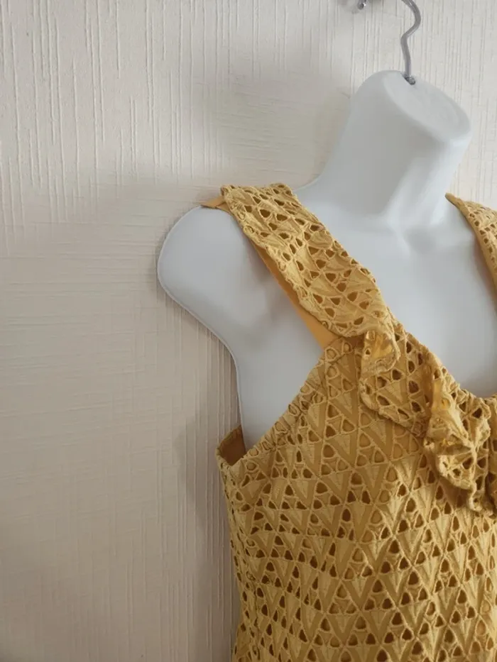 Haut à volants et broderie doublé jaune le temps des cerises S - photo numéro 2