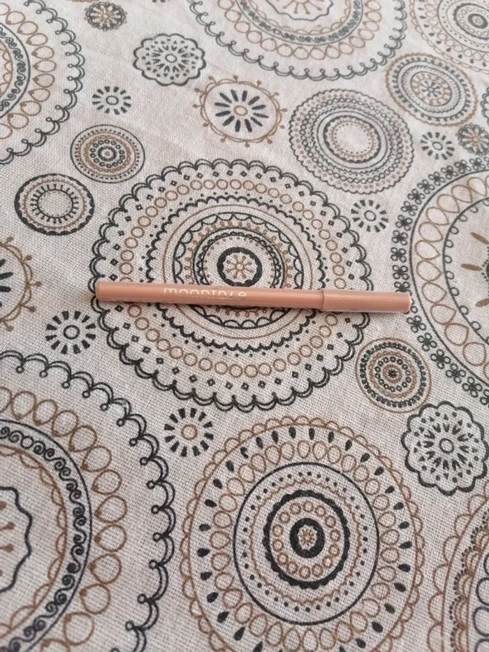 Eye liner blanc neuf Moonface