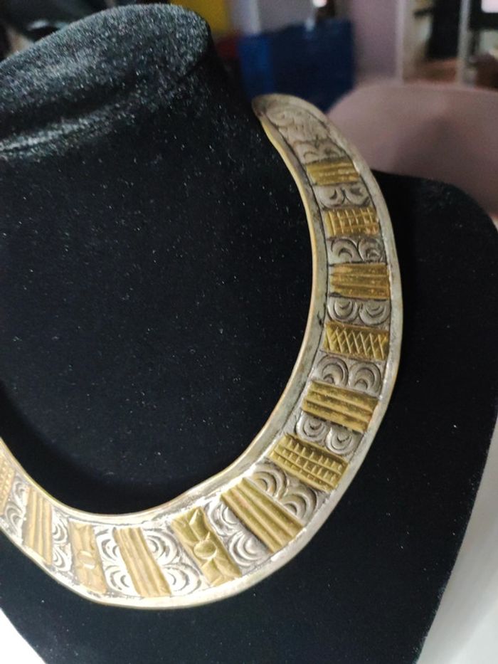 Ras du cou bicolore - photo numéro 3