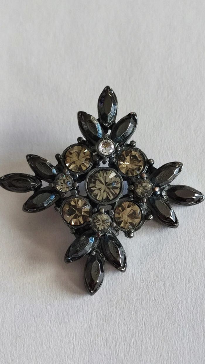 Broche strass