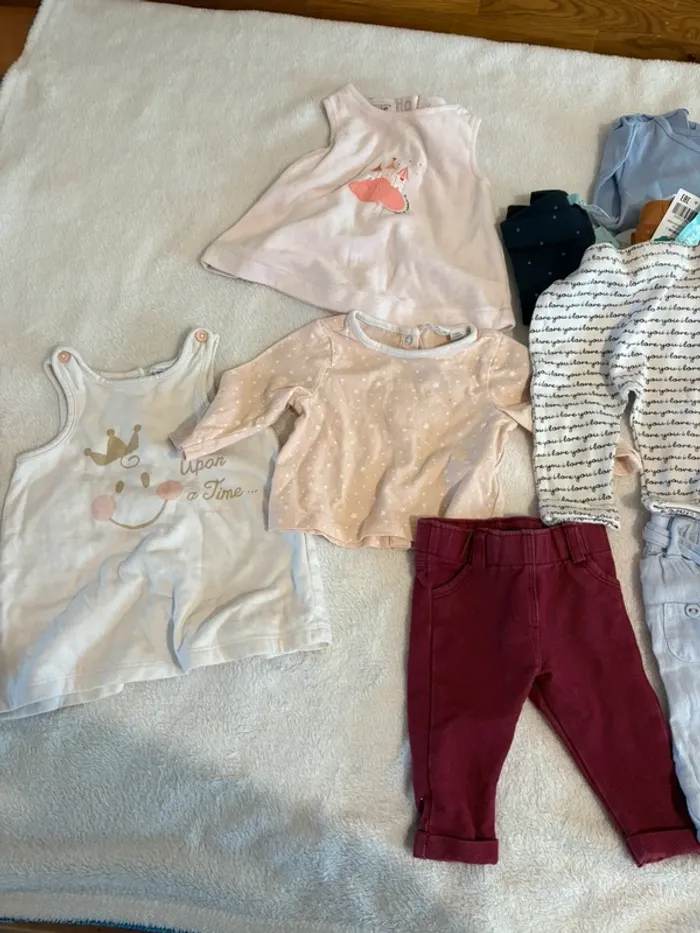 Lot complet vêtements bébé fille 1 mois (Benetton, DPAM, Orchestré) Neuf et Excellent état - photo numéro 8