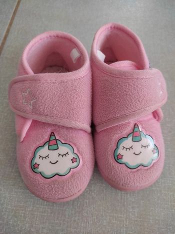 Chaussons à scratchs P.25