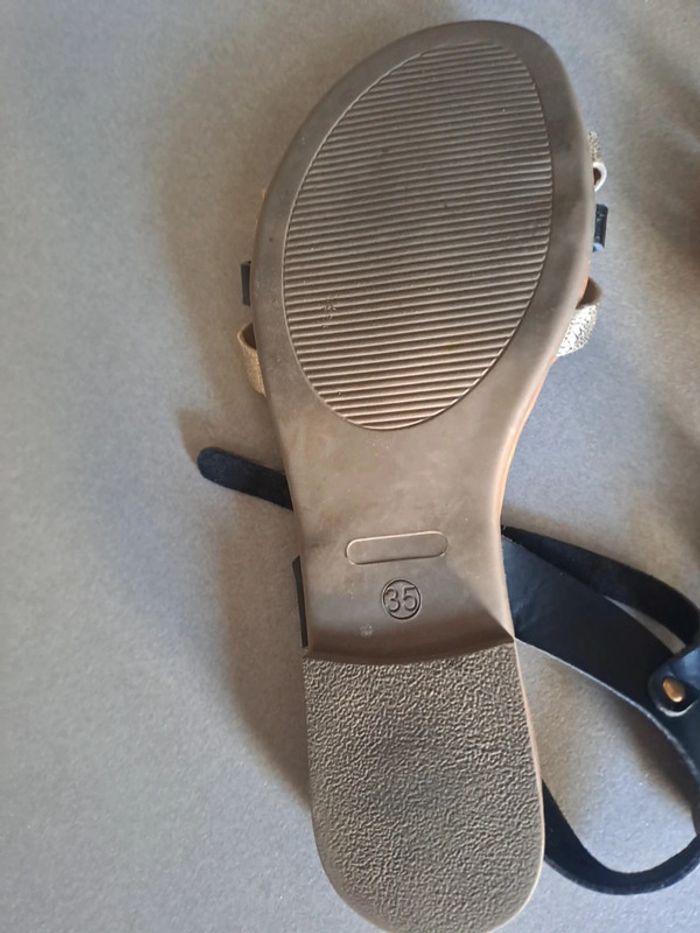 Sandale claquette fille taille 35 - photo numéro 3