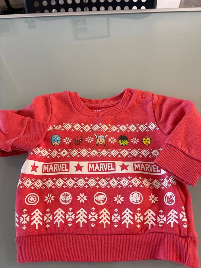 Pull motif Marvel