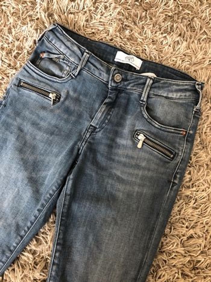 Jeans Le Temps des Cerises  14 ans  En très bon état - photo numéro 3