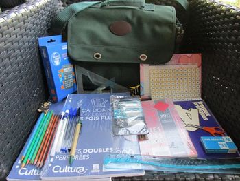 lot cartable 38X30+28 articles