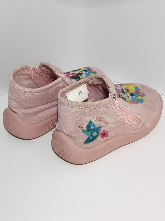 Chaussons fille Minnie taille 23 - photo numéro 3