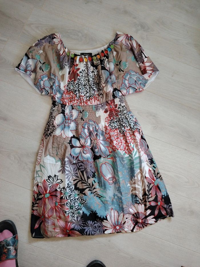 Robe femme manches courtes. Taille 38 - photo numéro 3