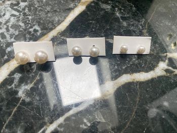 Boucles d’oreille à l’unité lire annonce