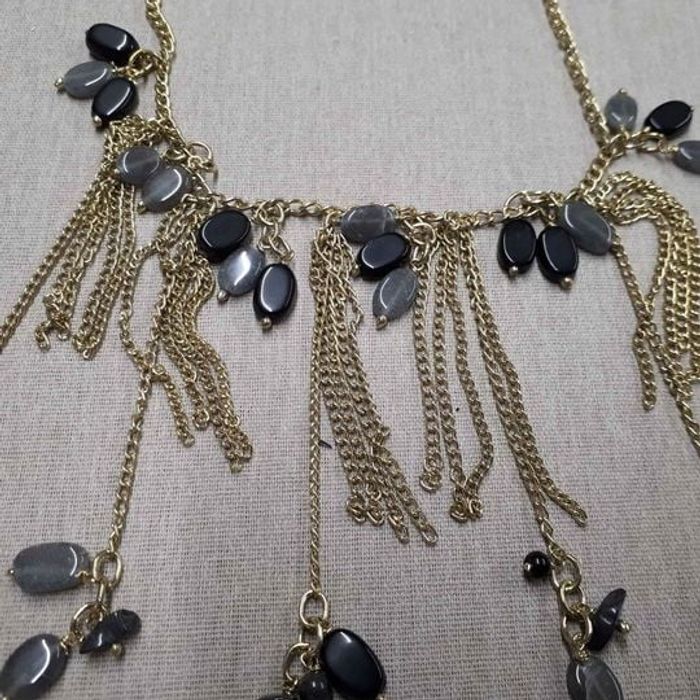 Collier avec multiples chainettes - photo numéro 6