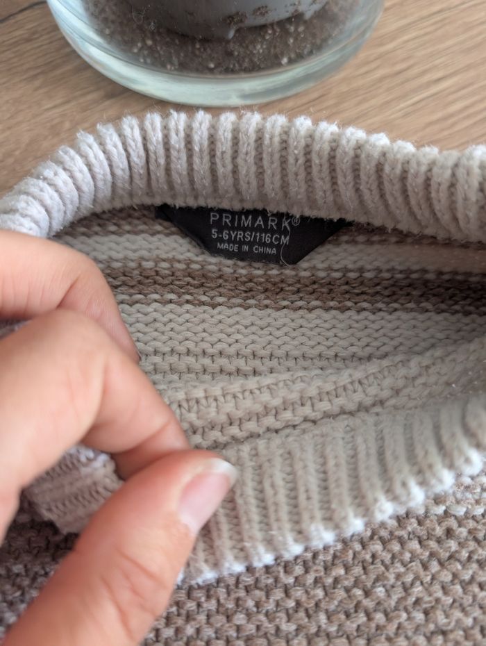 Pull en maille 5/6 ans - photo numéro 2