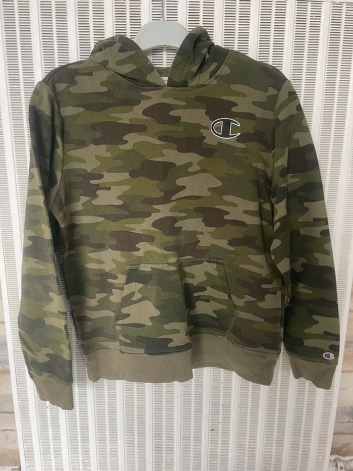 Sweat-shirt camouflage à capuche