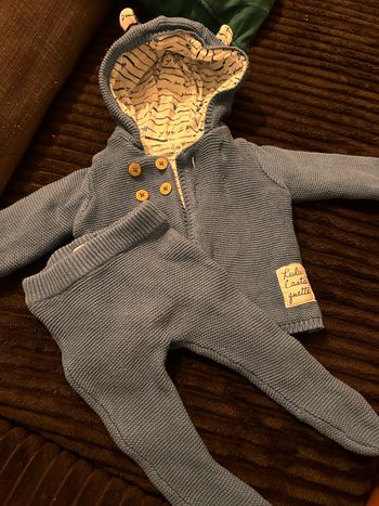 Enssemble  bébé 1mois