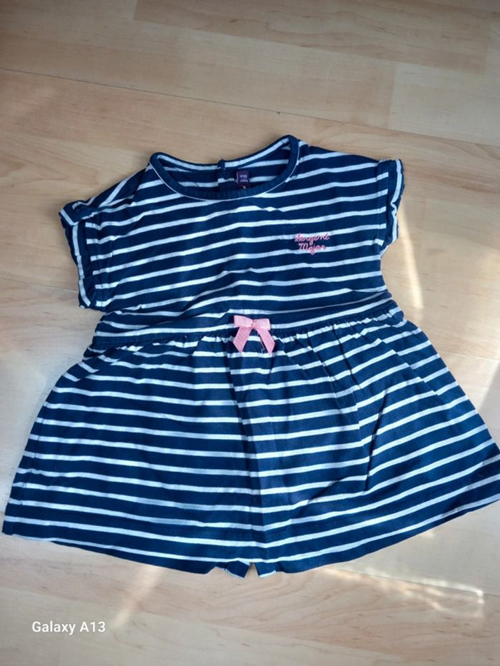 Robe à rayure