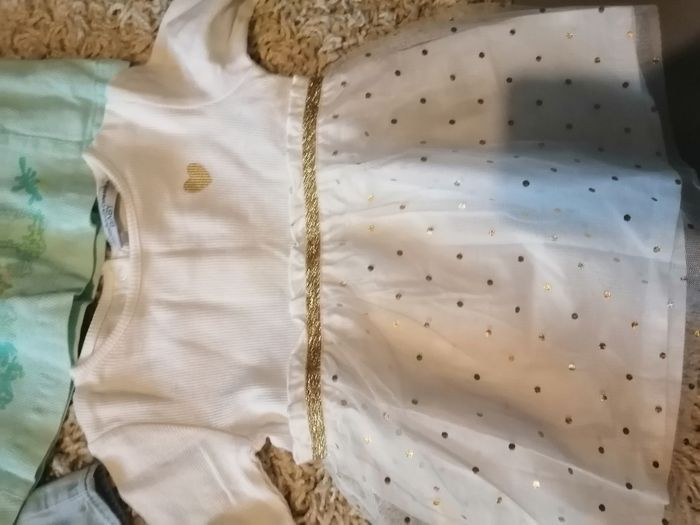 Lot robes 6 mois - photo numéro 3