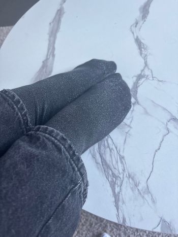 Chaussette sale  Lire description