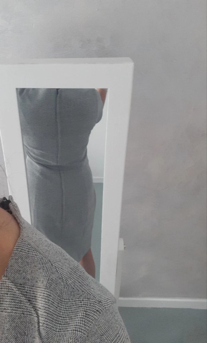 Robe classe H&M taille M - photo numéro 3