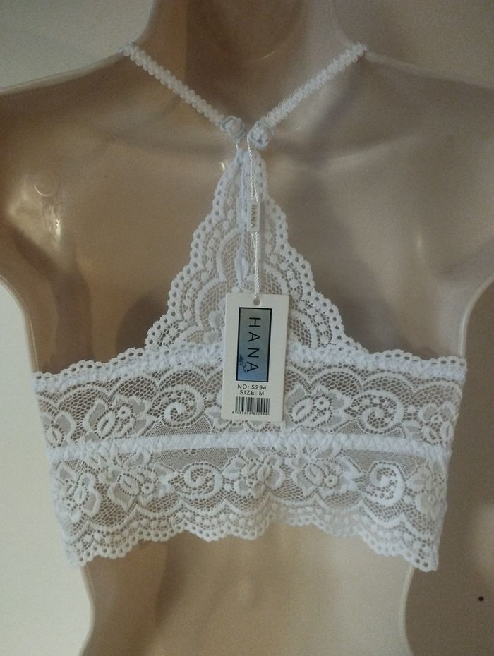 Brassière neuve avec étiquette, blanche taille M Hana