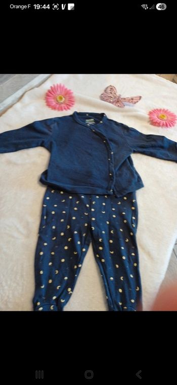 Pyjama bébé taille 6 mois