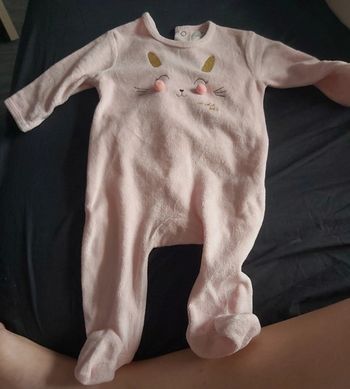 Pyjama taille 3mois 56/62cm kiabi