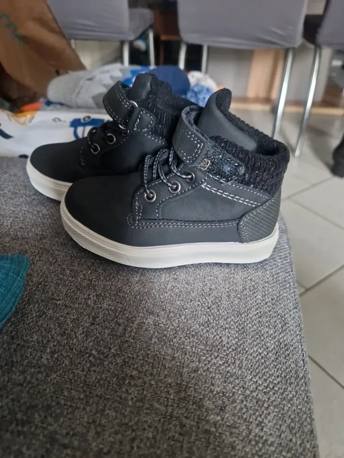 Chaussures enfant - photo numéro 2