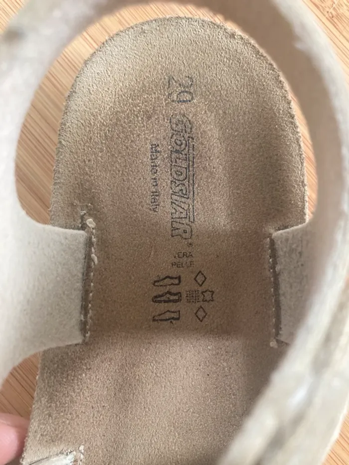 pointure 29 - Sandales dorées en cuir véritable - photo numéro 4