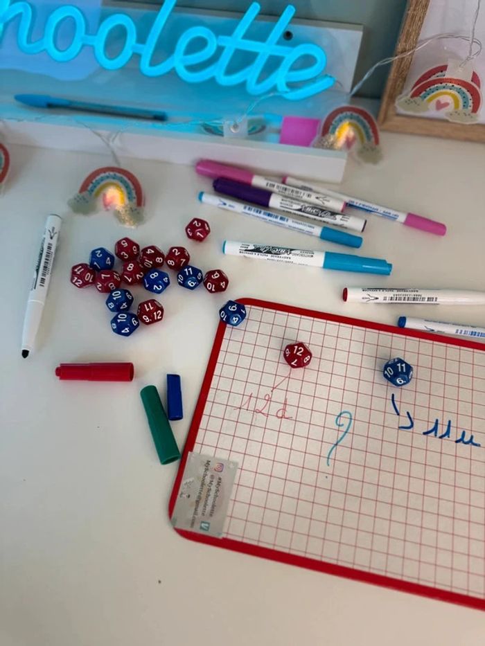Dé à 12 faces numérotés de 1 à 12 : Jeux mathématiques - photo numéro 10