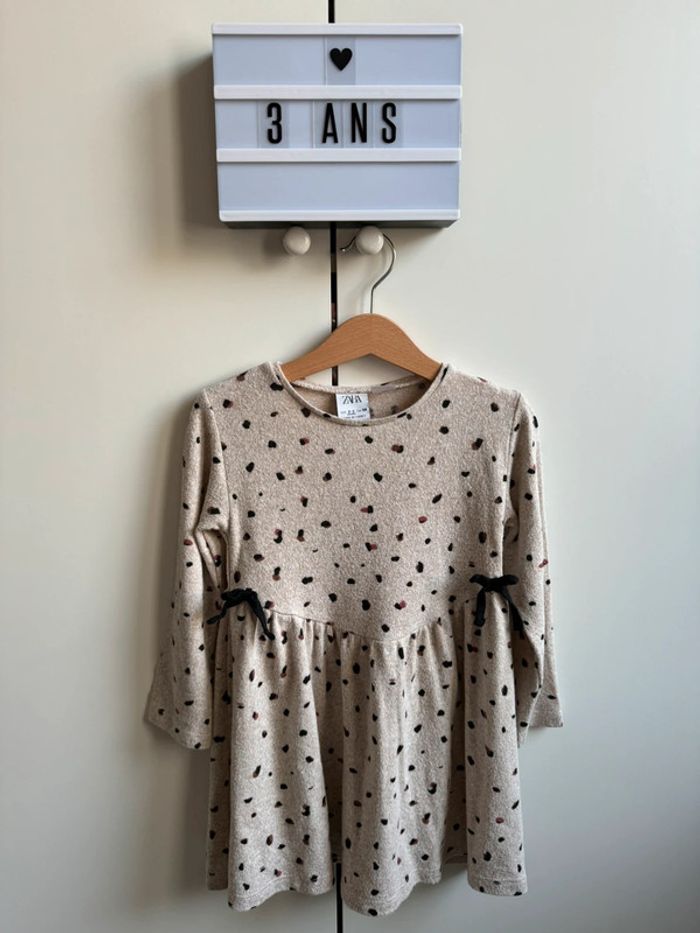 Robe ML beige douce avec pois marrons/noirs - Taille 3 Ans