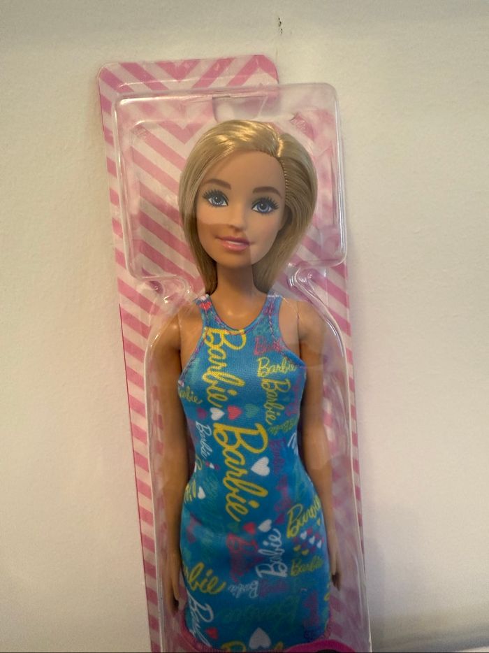 Poupée barbie neuf - photo numéro 3