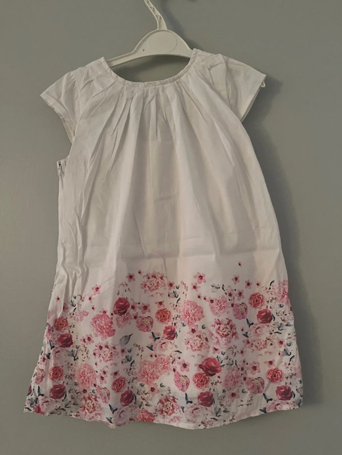 Robe jolies fleurs tape à l’œil taille 3 ans - photo numéro 5