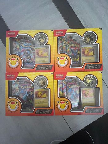 4 coffret pikachu 30 ans 