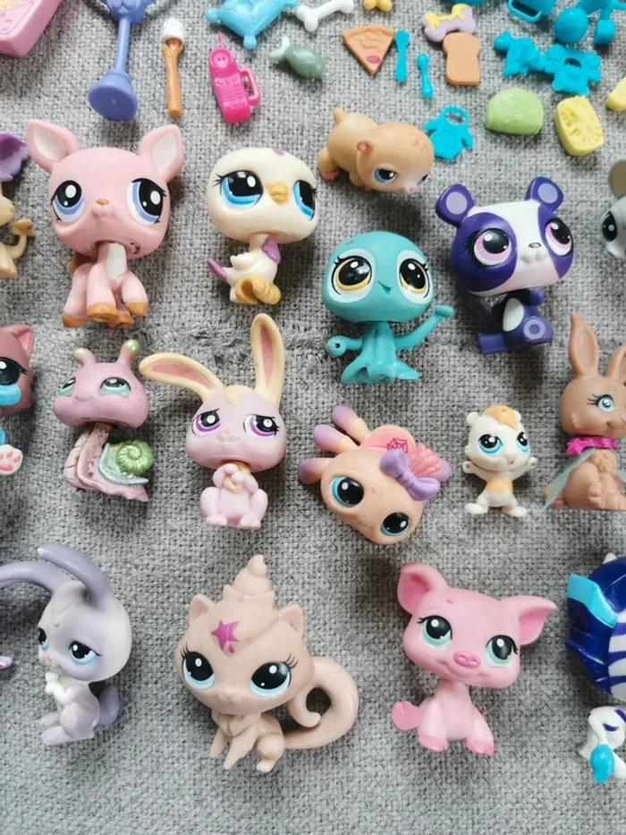 Lot de 68 figurines Hasbro Littlest pet shop Lps - photo numéro 3